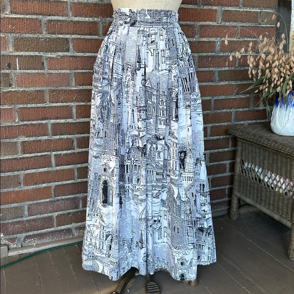 Printed Black & White Midi Skirt - Women